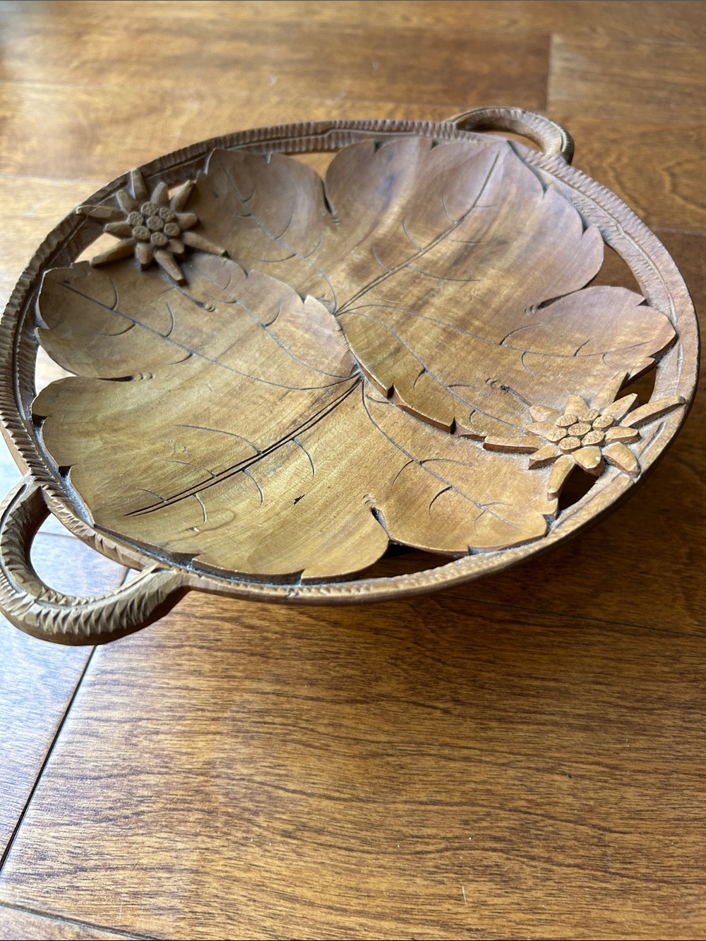 Vintage Hand Carved Wooden Leaf Dish with Music Box